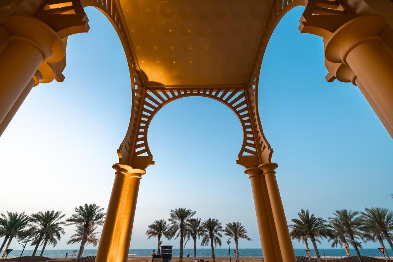 Exclusive Retreat Globalstay'S New 3Br Townhouse With Private Pool Dubai Bagian luar foto