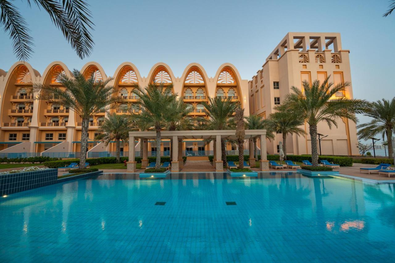 Exclusive Retreat Globalstay'S New 3Br Townhouse With Private Pool Dubai Bagian luar foto