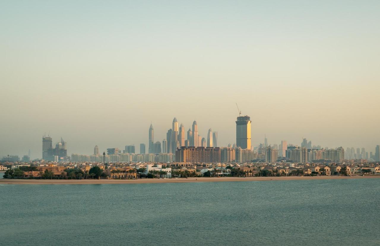 Exclusive Retreat Globalstay'S New 3Br Townhouse With Private Pool Dubai Bagian luar foto