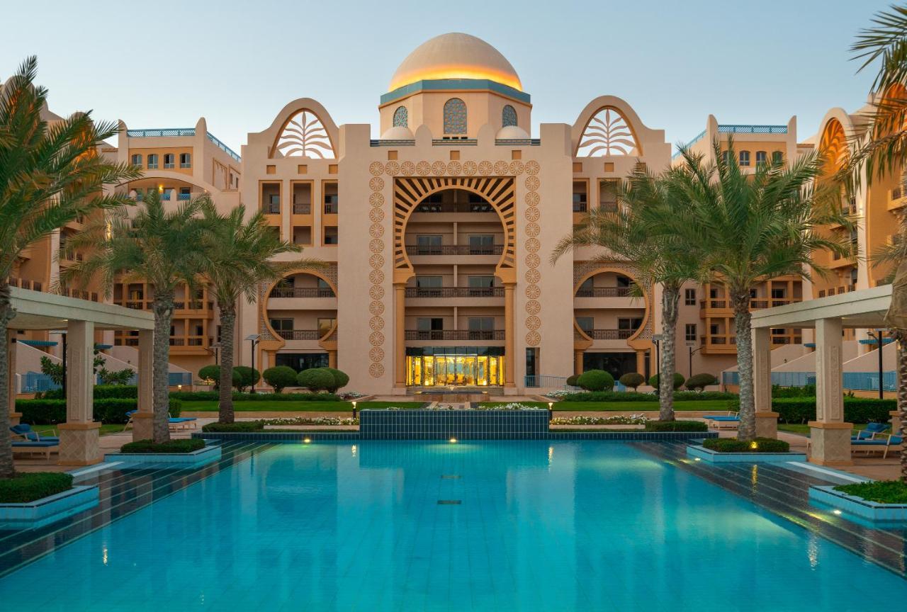 Exclusive Retreat Globalstay'S New 3Br Townhouse With Private Pool Dubai Bagian luar foto