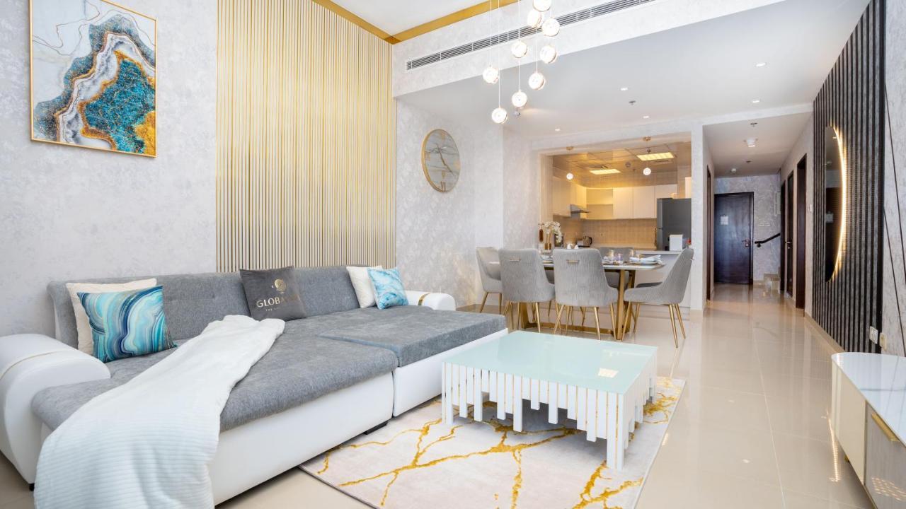 Exclusive Retreat Globalstay'S New 3Br Townhouse With Private Pool Dubai Bagian luar foto