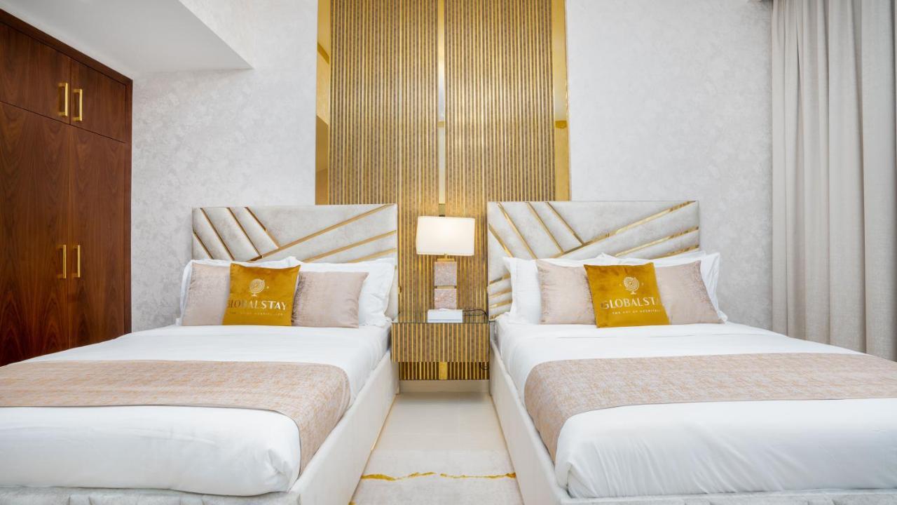 Exclusive Retreat Globalstay'S New 3Br Townhouse With Private Pool Dubai Bagian luar foto