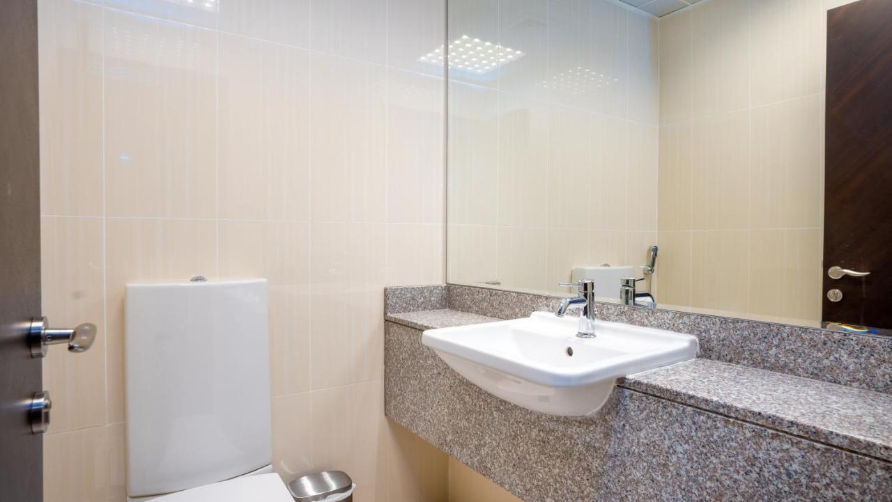 Exclusive Retreat Globalstay'S New 3Br Townhouse With Private Pool Dubai Bagian luar foto