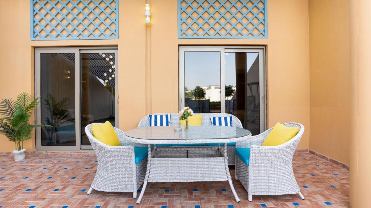 Exclusive Retreat Globalstay'S New 3Br Townhouse With Private Pool Dubai Bagian luar foto