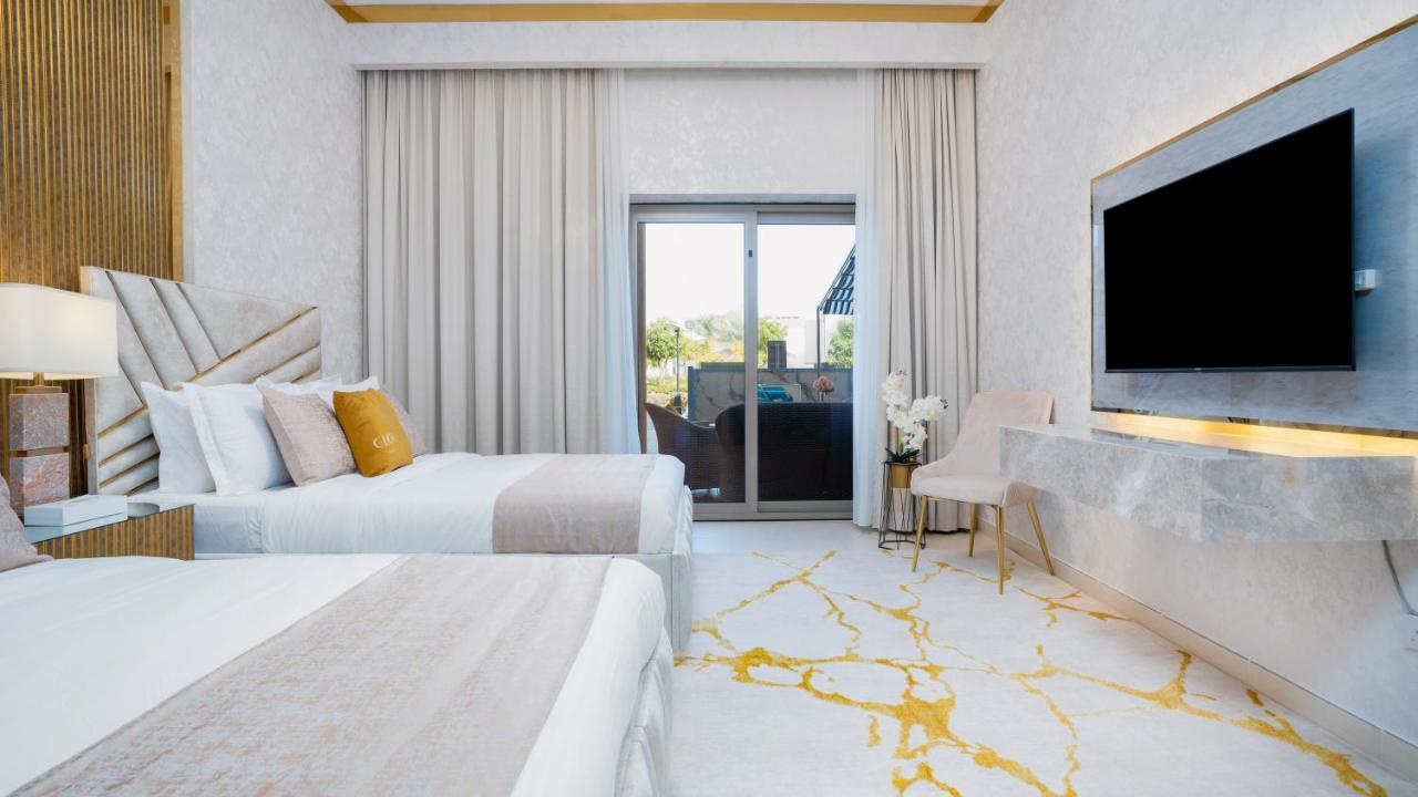 Exclusive Retreat Globalstay'S New 3Br Townhouse With Private Pool Dubai Bagian luar foto
